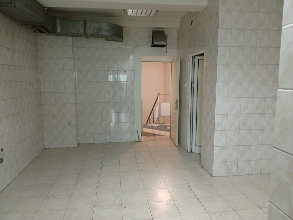 Slika 5 - Strogi centar grada,  Lokal za izdavanje, 450m2, 4.500€